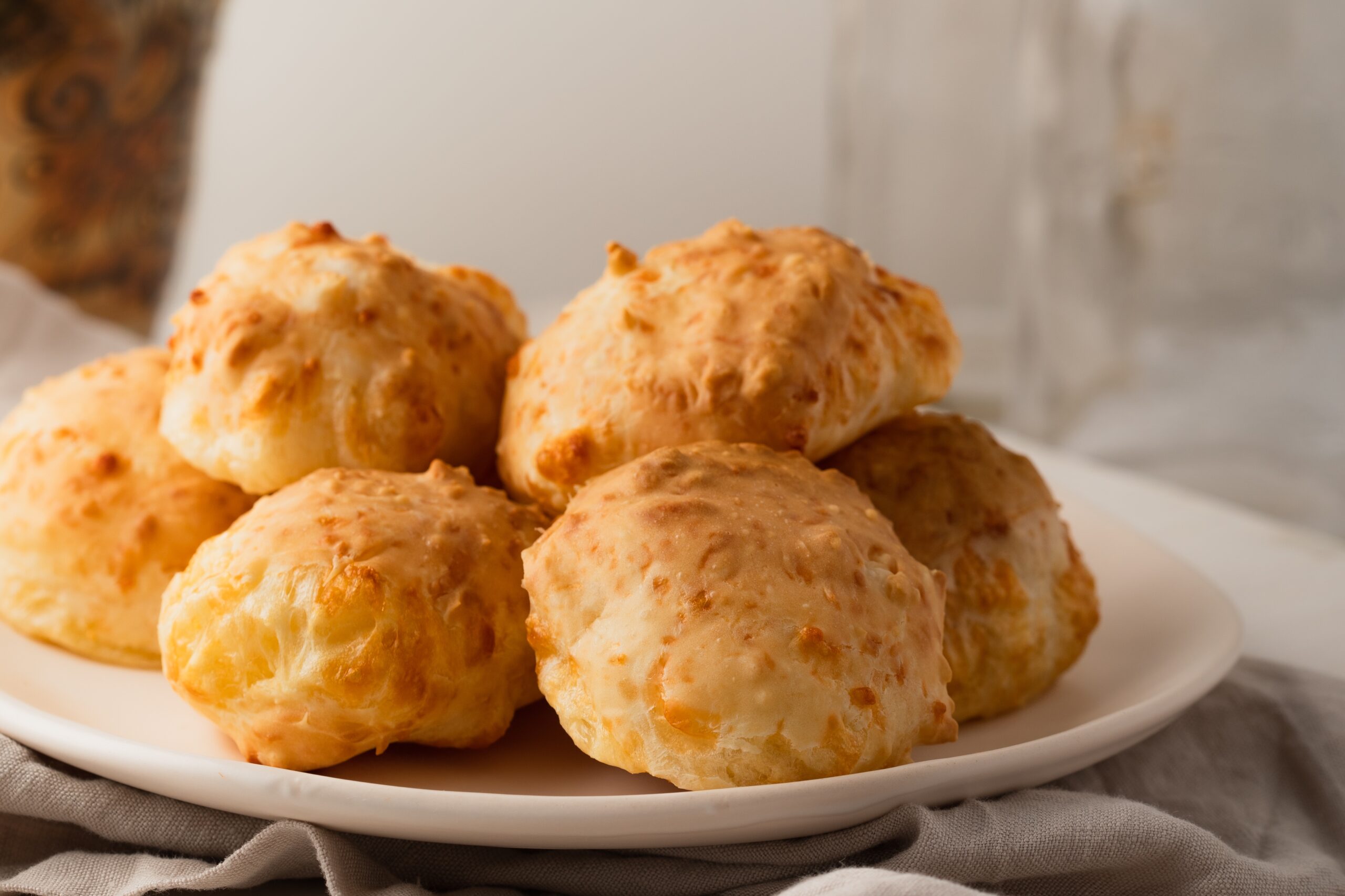 Brasiilia juustukuklid ehk pão de queijo