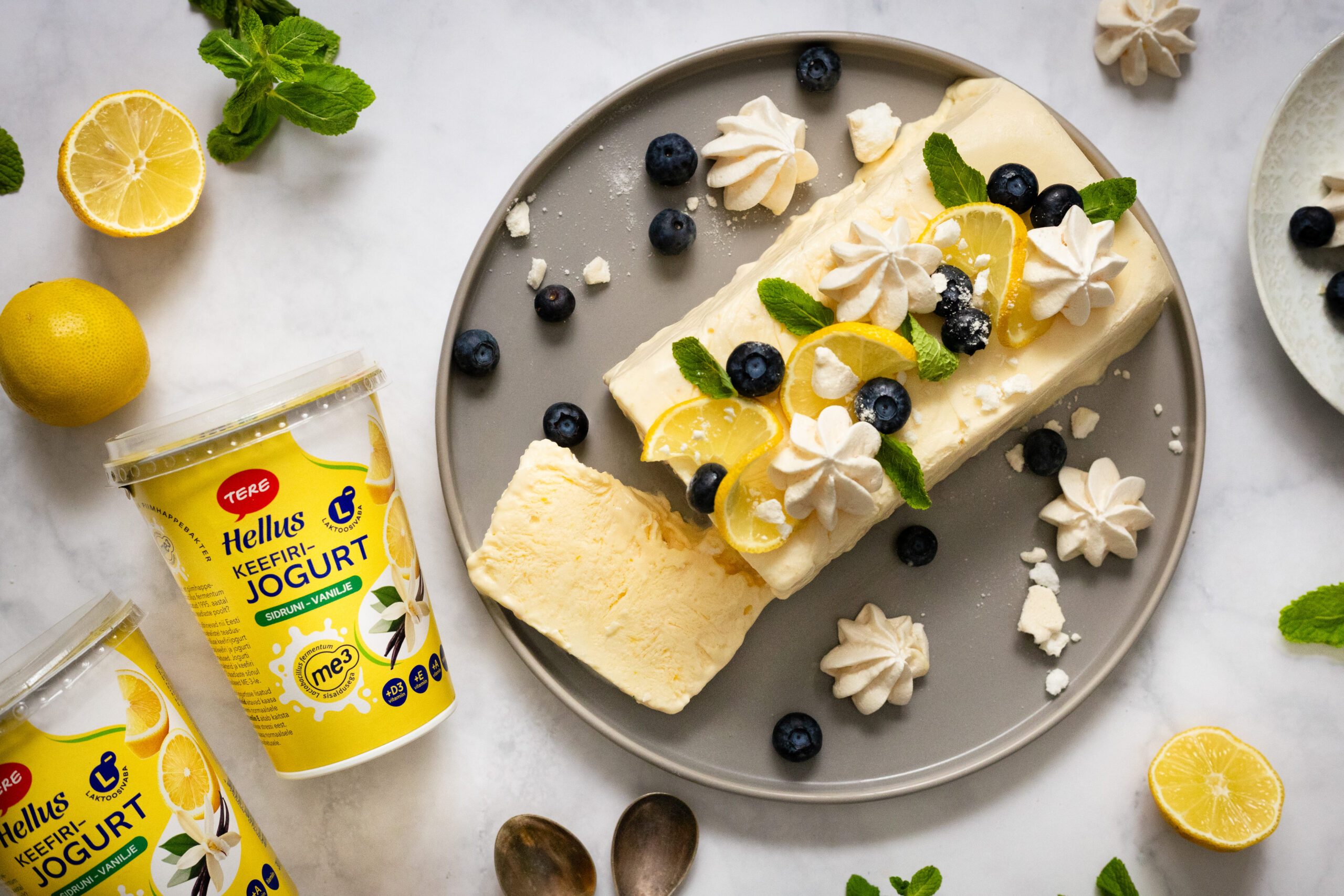 Sidruni-vanilje semifreddo