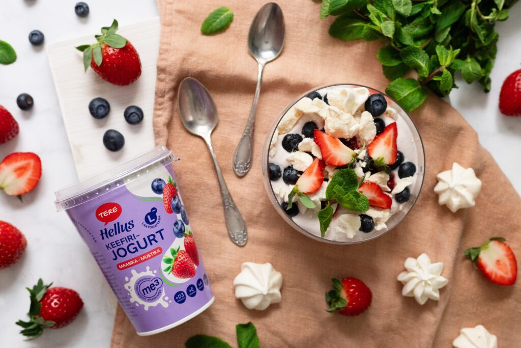 Jogurtivahuga Eton Mess toidublogija Kristi Rebane