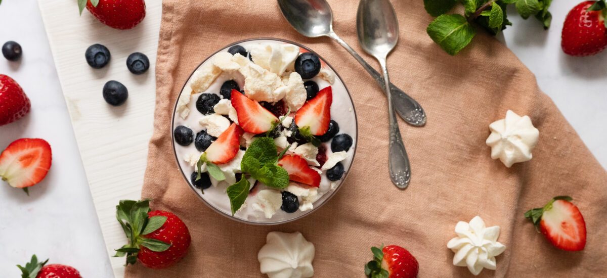 Jogurtivahuga Eton Mess