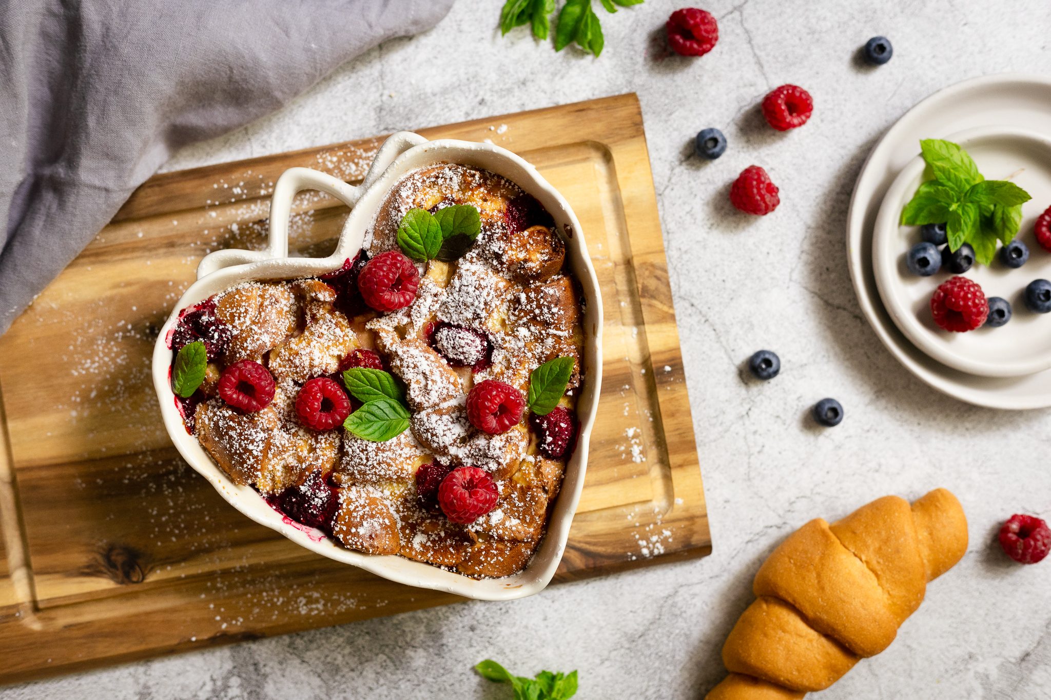 Gluteenivaba croissant’ivorm vaarikatega